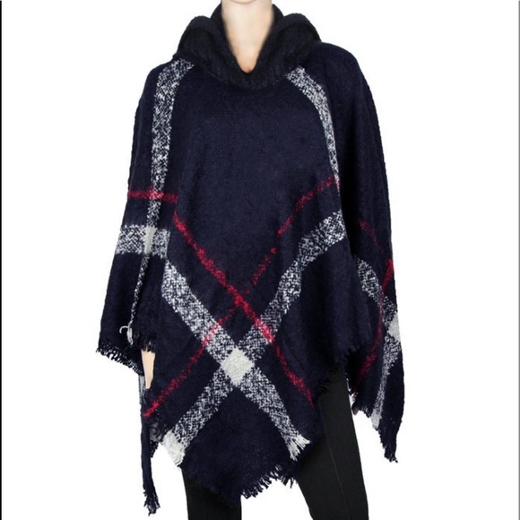 GM Fashion Accessories - Poncho with hood